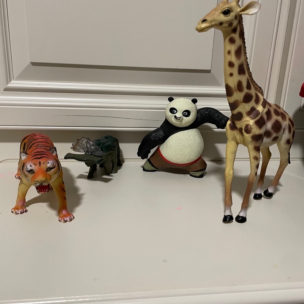 Assorted Animal Action Figure Toy Set - Multicolor